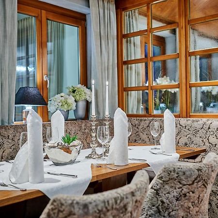 Landhotel Schneider รีเดนแบร์ก ภายนอก รูปภาพ