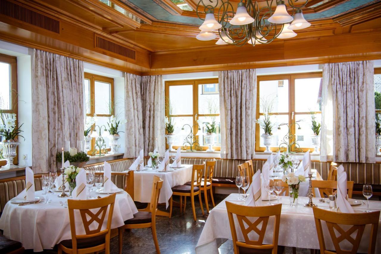 Landhotel Schneider รีเดนแบร์ก ภายนอก รูปภาพ