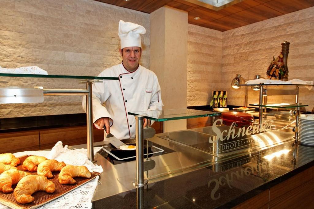 Landhotel Schneider รีเดนแบร์ก ภายนอก รูปภาพ