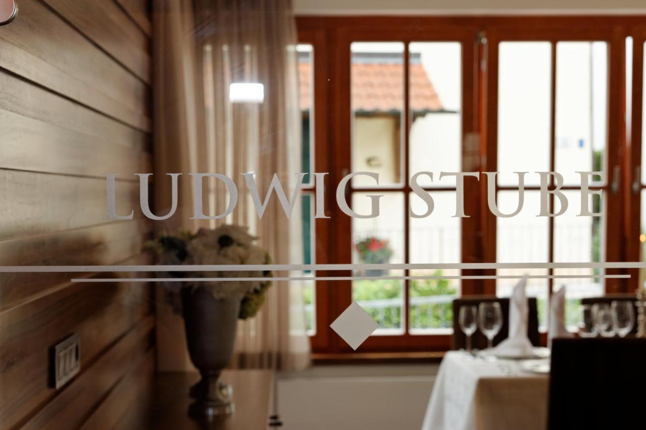 Landhotel Schneider รีเดนแบร์ก ภายนอก รูปภาพ