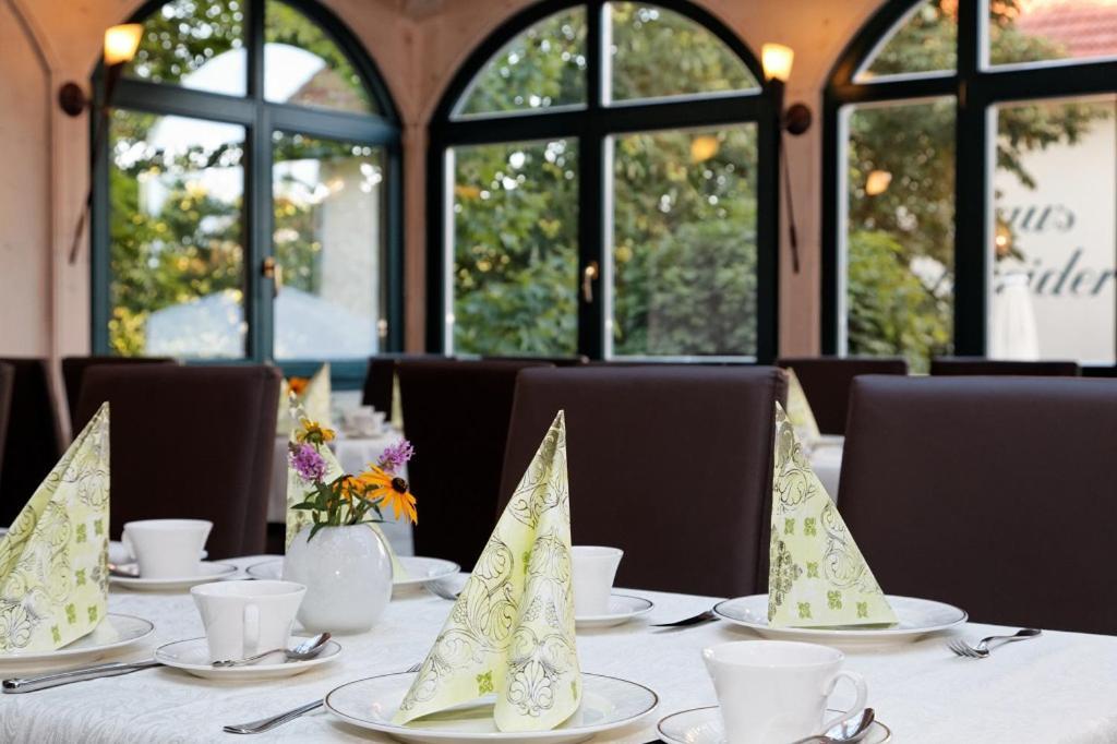 Landhotel Schneider รีเดนแบร์ก ภายนอก รูปภาพ